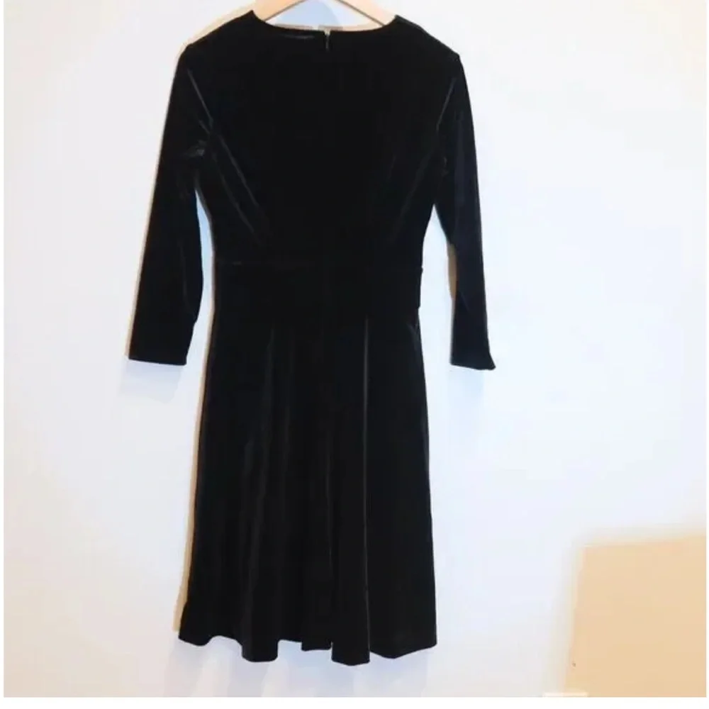 Brooks Brothers Y2K Black Long Sleeve Velvet Dress - Picture 2 of 4